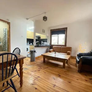 Cosy With Smart Tv In Stratford Homestay