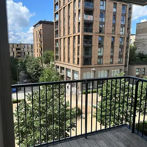 Luxury One Bedroom Apartment